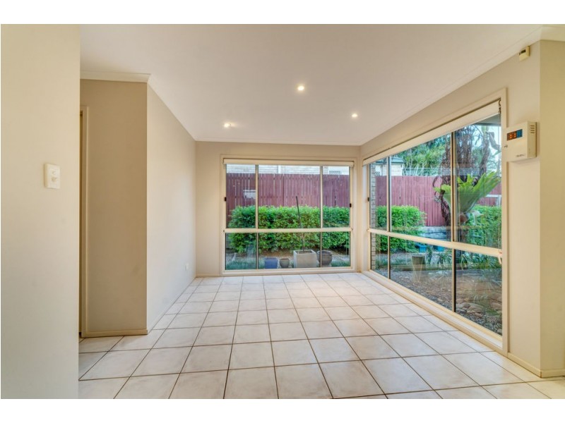 3 Warranilla Street, Parkinson QLD 4115