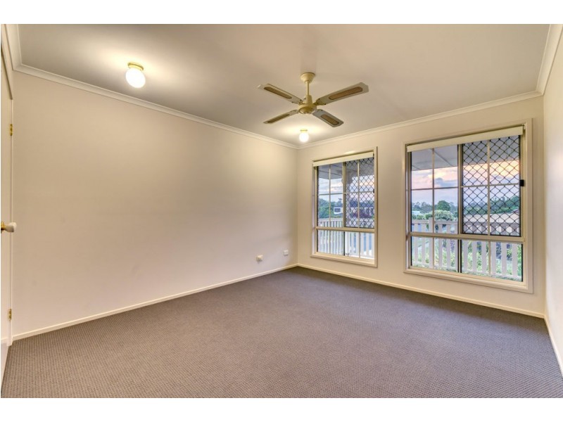 3 Warranilla Street, Parkinson QLD 4115