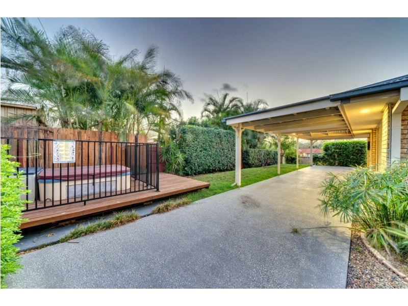 3 Warranilla Street, Parkinson QLD 4115