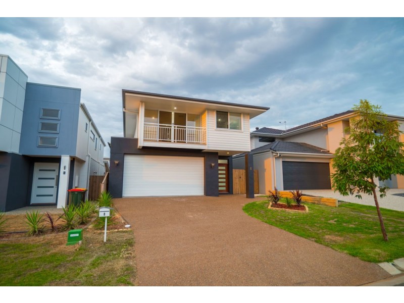 8 Paragon Street, Rochedale QLD 4123