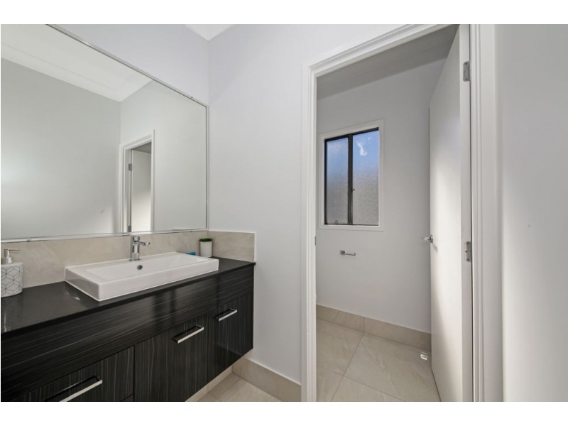 13 Kestrel Street, Rochedale QLD 4123