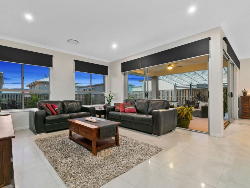 18 Zenith Street, Rochedale QLD 4123