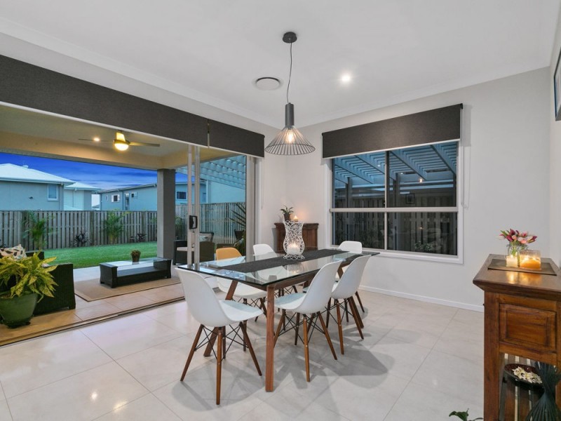 18 Zenith Street, Rochedale QLD 4123