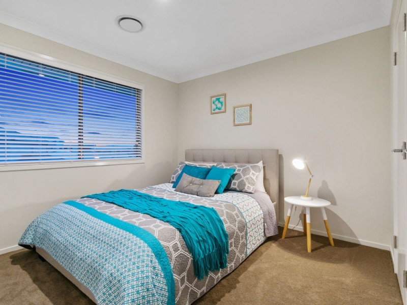 18 Zenith Street, Rochedale QLD 4123