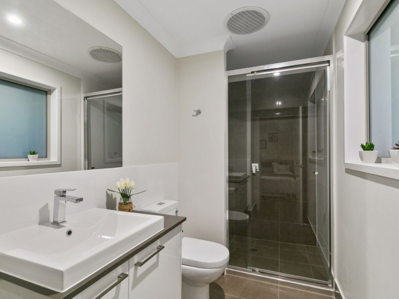 18 Zenith Street, Rochedale QLD 4123