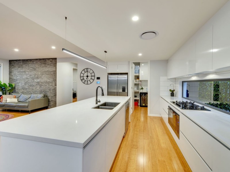 126 Skyview Avenue, Rochedale QLD 4123