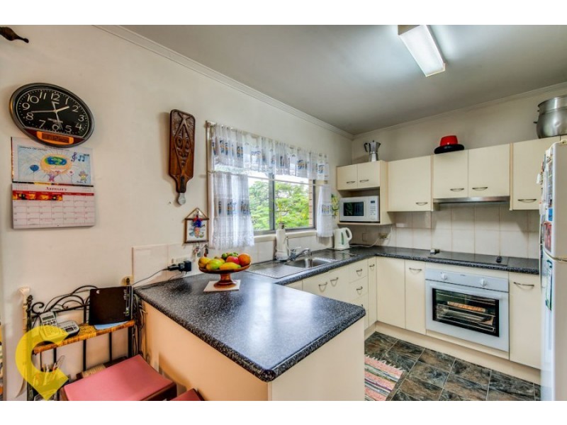 4 Collene Grove, Springwood QLD 4127