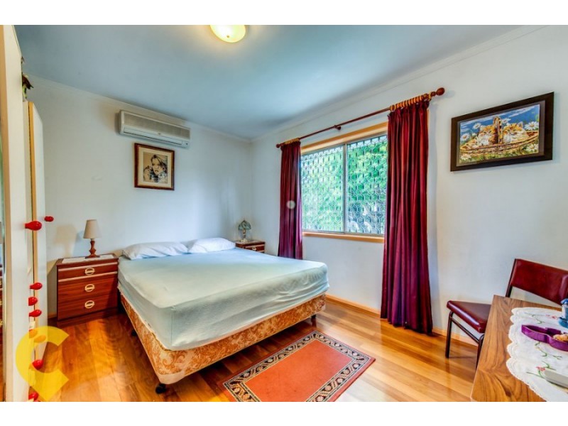 4 Collene Grove, Springwood QLD 4127