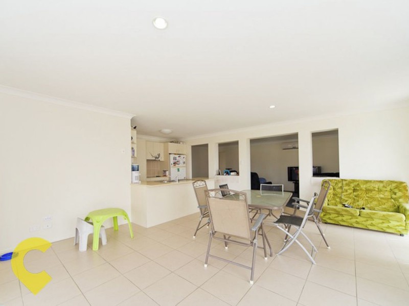 4 Renee Street, Redbank Plains QLD 4301