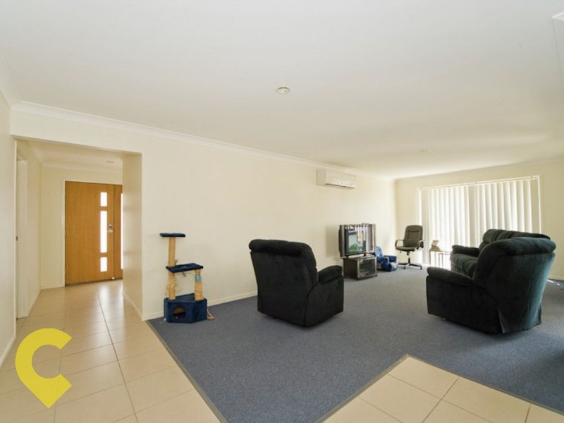 4 Renee Street, Redbank Plains QLD 4301