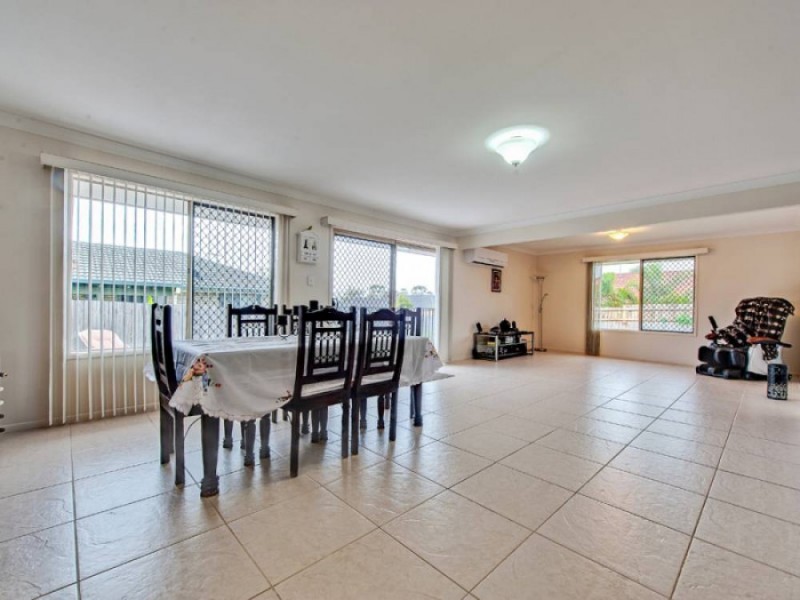 111 Herses Road, Eagleby QLD 4207