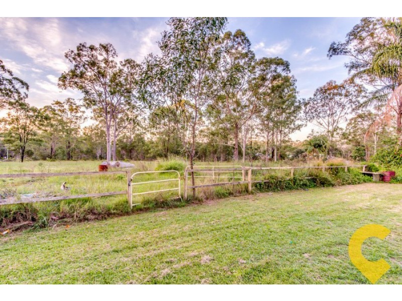 94-106 Stoney Camp Rd, Park Ridge South QLD 4125