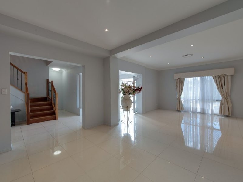 120 The Avenue, Sunnybank Hills QLD 4109