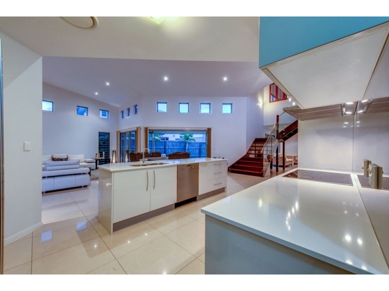 43 Condamine Drive, Sinnamon Park QLD 4073