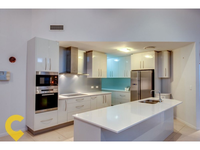 43 Condamine Drive, Sinnamon Park QLD 4073