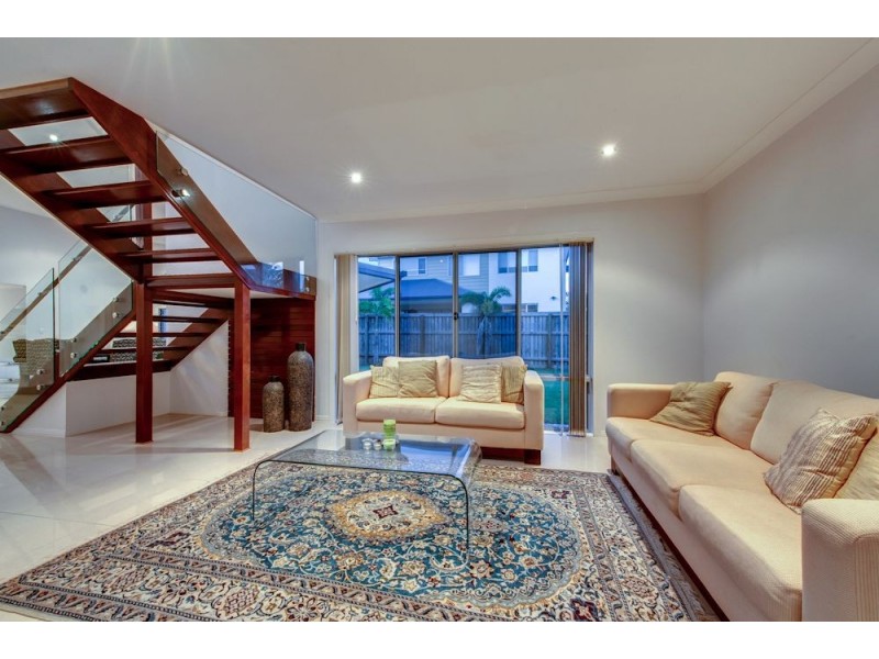 43 Condamine Drive, Sinnamon Park QLD 4073