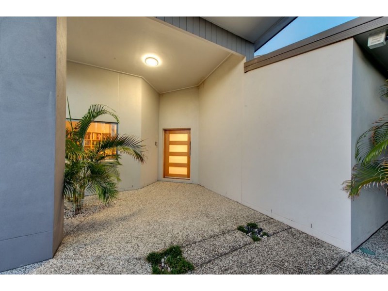 43 Condamine Drive, Sinnamon Park QLD 4073