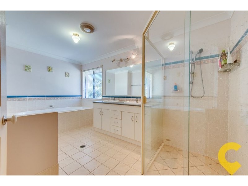 11 Myrtle Crescent, Brookwater QLD 4300