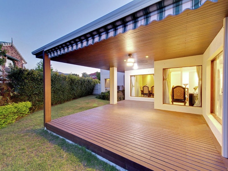 28 Holborn Crescent, Carindale QLD 4152