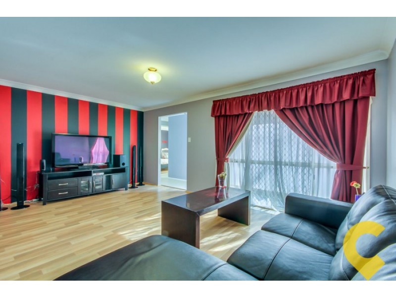 11 Warrigal Road, Runcorn QLD 4113