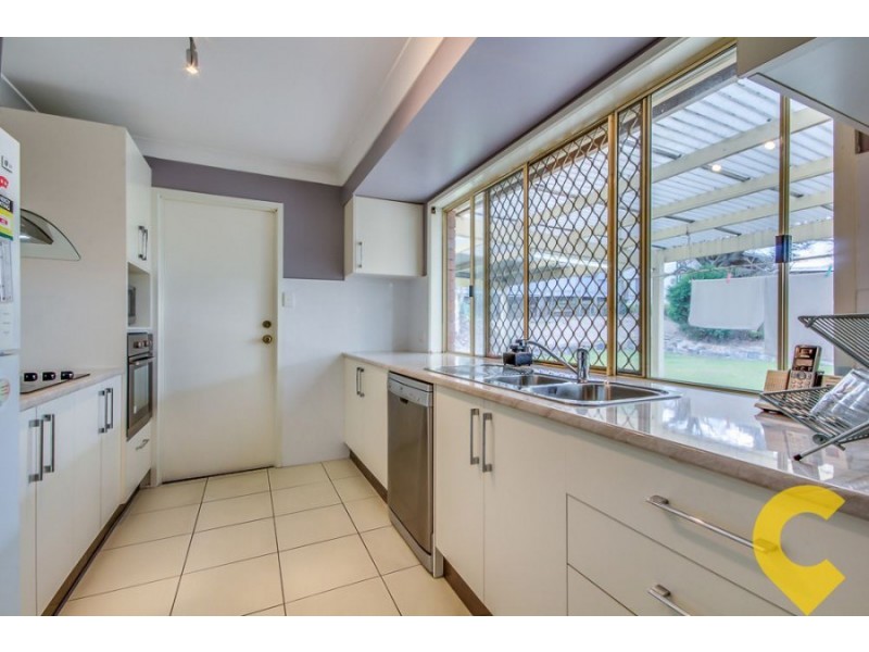 11 Warrigal Road, Runcorn QLD 4113