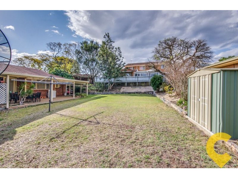 11 Warrigal Road, Runcorn QLD 4113