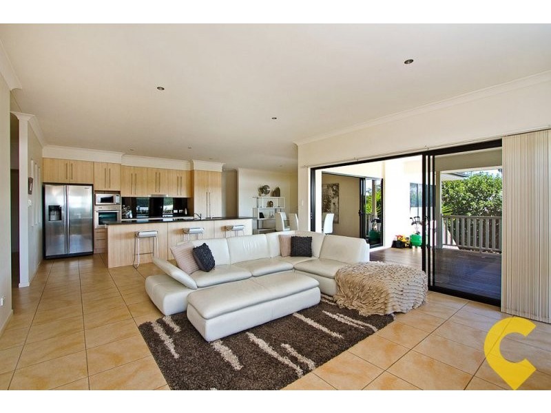 12 Rufous Crescent, Brookwater QLD 4300