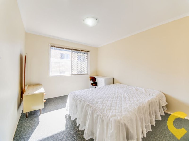 2/153 Clarence Road, Indooroopilly QLD 4068