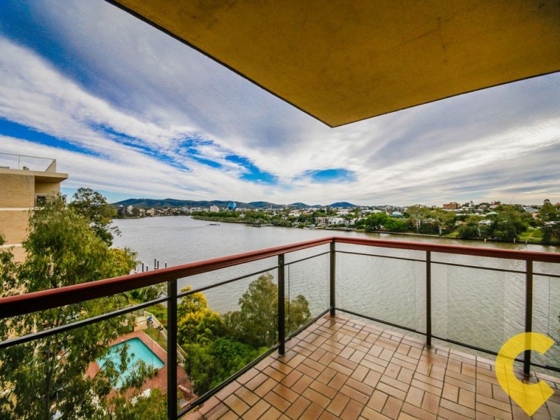 17/124 Macquarie St, St Lucia QLD 4067