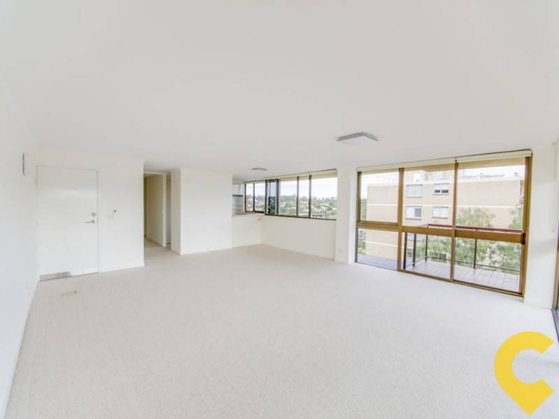 17/124 Macquarie St, St Lucia QLD 4067