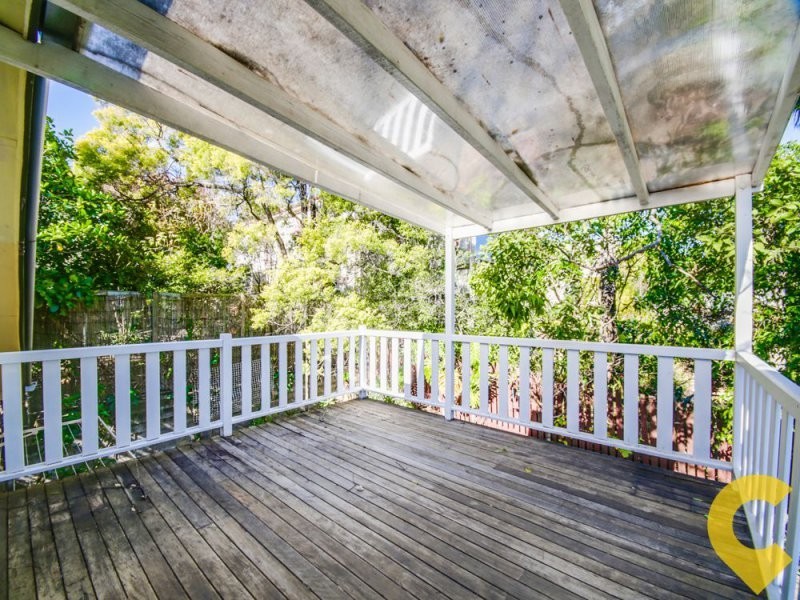 6 Jones Street, Red Hill QLD 4059