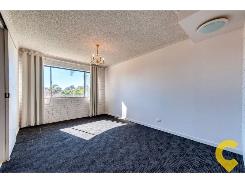 4 Macquarie Court, Mount Ommaney QLD 4074