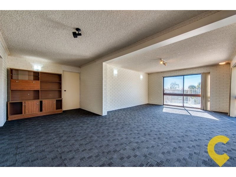 4 Macquarie Court, Mount Ommaney QLD 4074