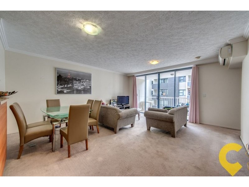 360/803 Stanley Street, Woolloongabba QLD 4102