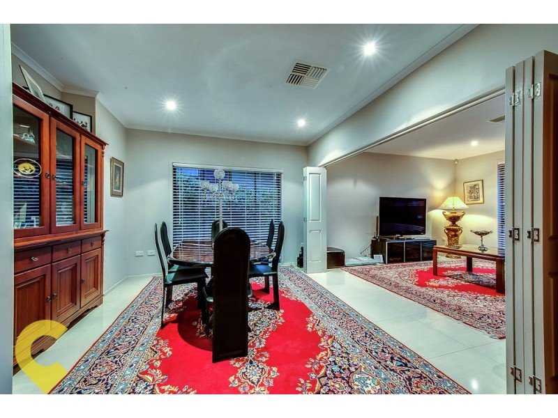 17 Crompton Street, Kenmore Hills QLD 4069