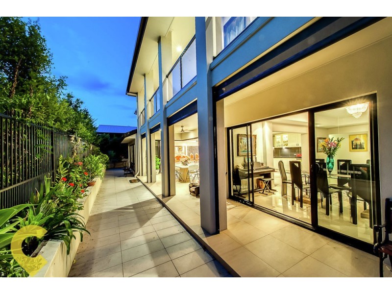 17 Crompton Street, Kenmore Hills QLD 4069