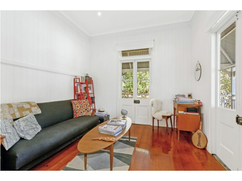 9 Bangalla Street, Auchenflower QLD 4066