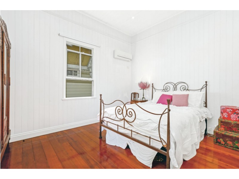 9 Bangalla Street, Auchenflower QLD 4066