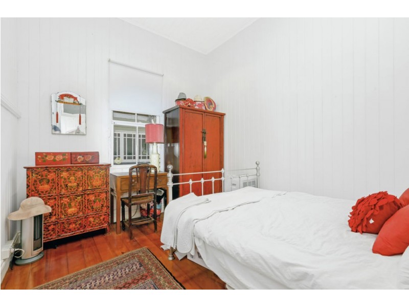 9 Bangalla Street, Auchenflower QLD 4066