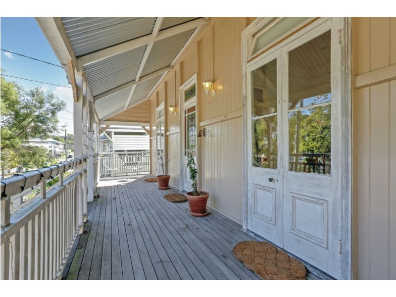 9 Bangalla Street, Auchenflower QLD 4066