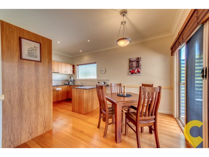 8 Harriet Street, Red Hill QLD 4059