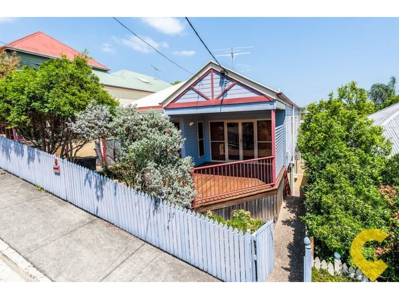 8 Harriet Street, Red Hill QLD 4059