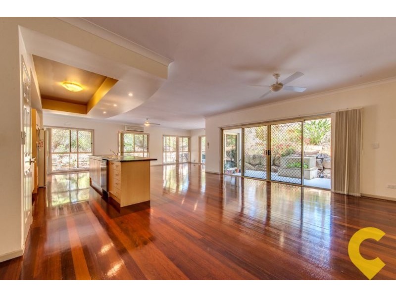 15 Walker Place, Pullenvale QLD 4069