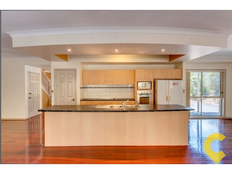 15 Walker Place, Pullenvale QLD 4069