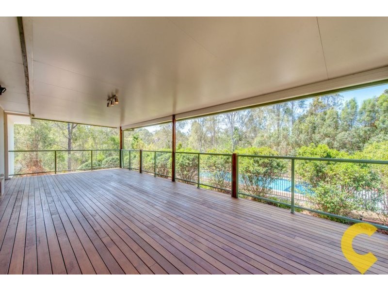15 Walker Place, Pullenvale QLD 4069