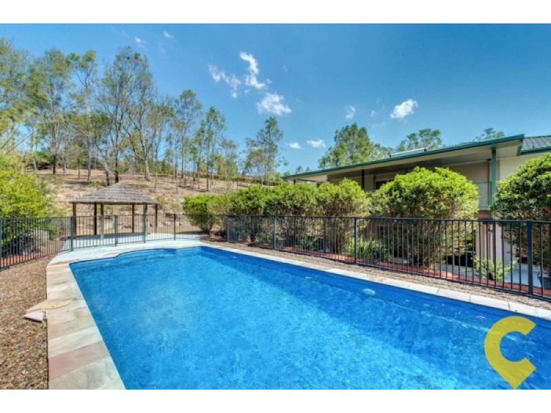 15 Walker Place, Pullenvale QLD 4069
