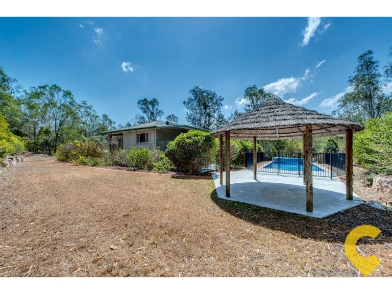 15 Walker Place, Pullenvale QLD 4069