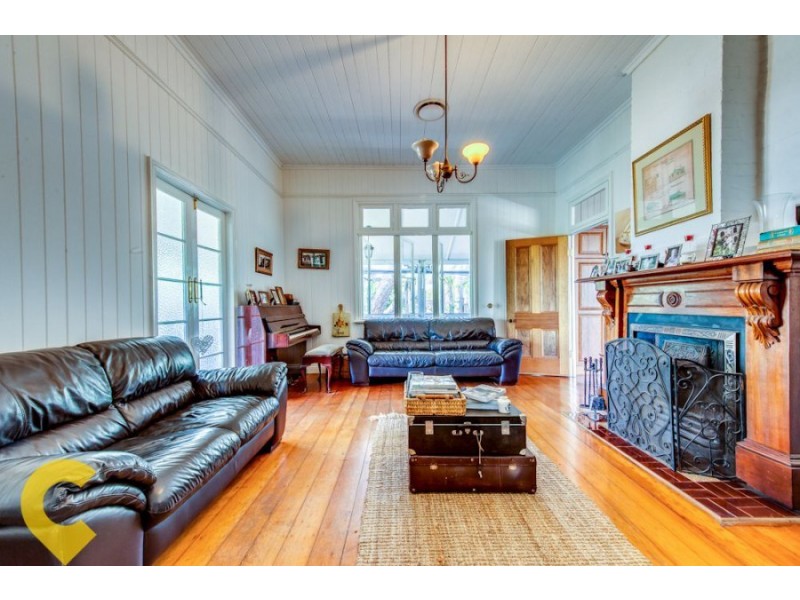 2 Ardoyne Road, Corinda QLD 4075