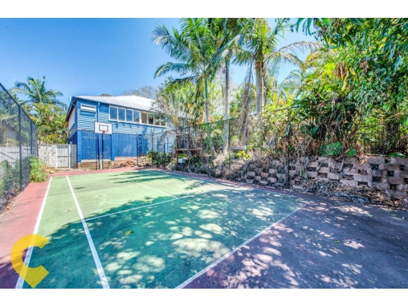2 Ardoyne Road, Corinda QLD 4075