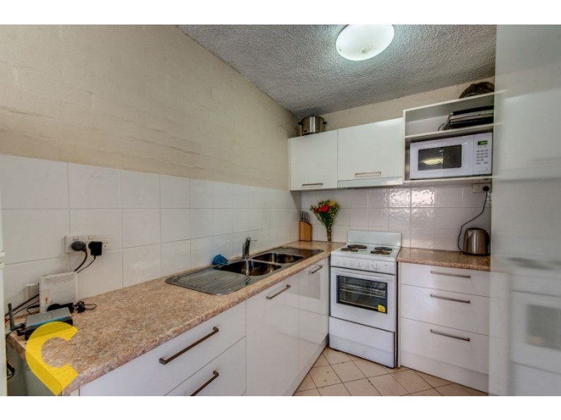 2/5 Westerham Street, Taringa QLD 4068